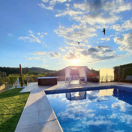 Villa Moura - Pool & Jacuzzi Povoa de Lanhoso ภายนอก รูปภาพ