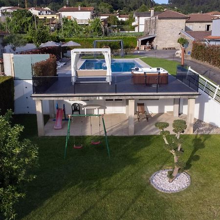 Villa Moura - Pool & Jacuzzi Povoa de Lanhoso ภายนอก รูปภาพ