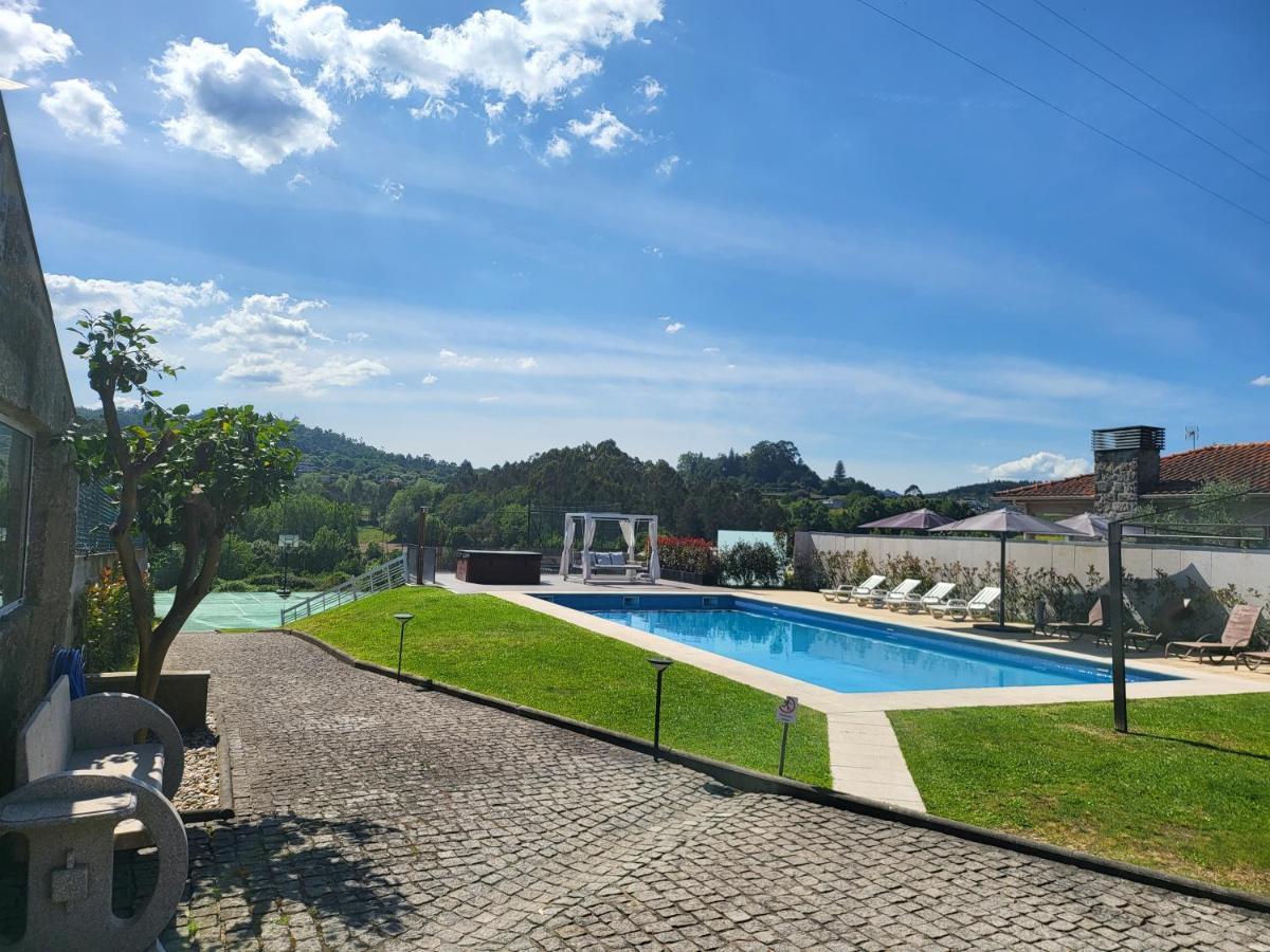 Villa Moura - Pool & Jacuzzi Povoa de Lanhoso ภายนอก รูปภาพ