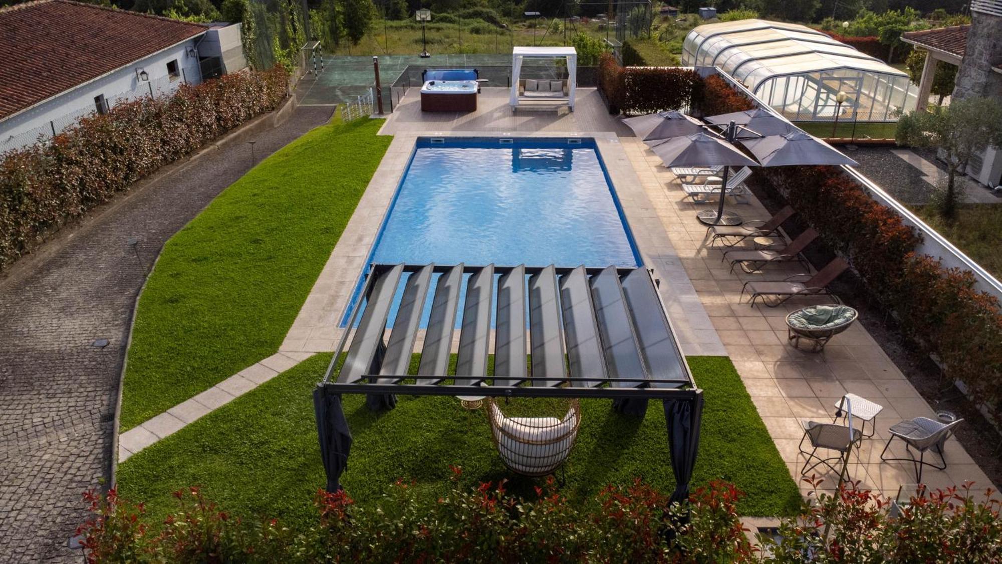 Villa Moura - Pool & Jacuzzi Povoa de Lanhoso ภายนอก รูปภาพ